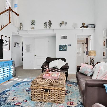 Sol Mate Beach Cottage セント・ピート・ビーチ エクステリア 写真