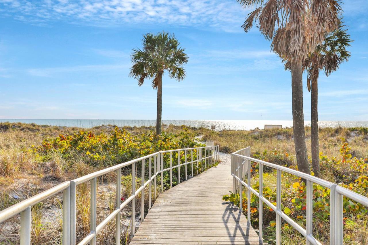 Sol Mate Beach Cottage セント・ピート・ビーチ エクステリア 写真